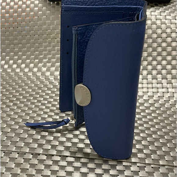 Peter Kent Tri Fold Wallet - Picture 3 of 5